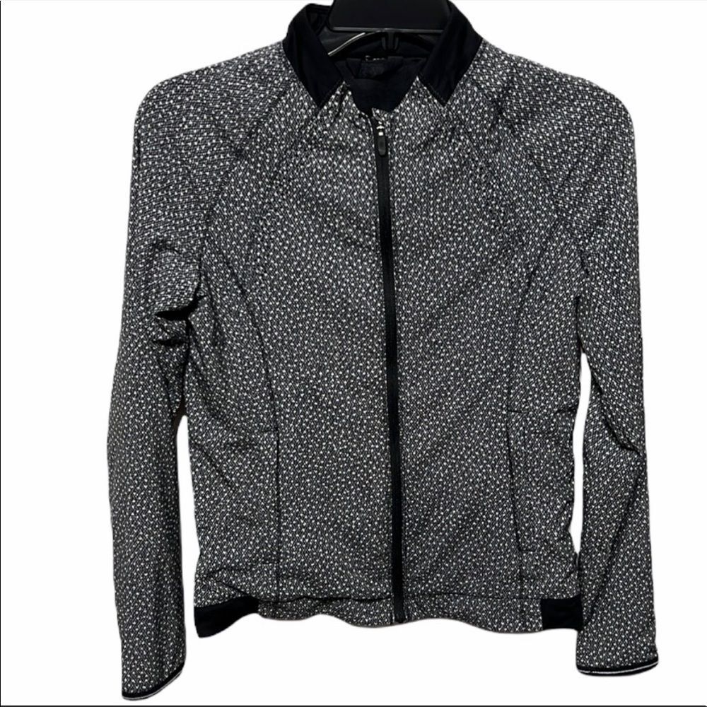 Lululemon Lightweight Jacket Size 2